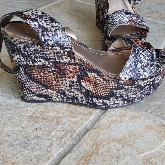 BCBGeneration Snakeskin Platform Wedge Sandals - Picture 4 of 11